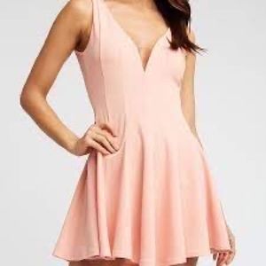 🟢 charlotte russe v neck skater dress